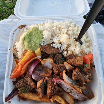 Listo el Pollo - Green sauce was tasty - Peruvian Near Me - Reseda, California