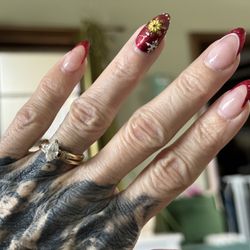 Impress Nails - Christmas nails by Amber