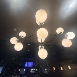 Mickey Mantle's - Cool lighting fixture