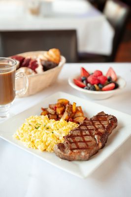 The Ritz Cafe by null