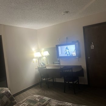 Bear Lodge Motel - Hotels Near Me - Sundance, Wyoming