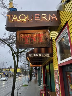 TNT Taqueria by null