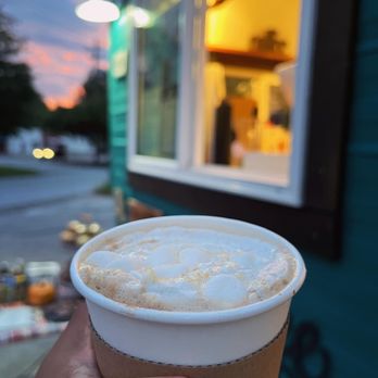 Cozi Cup Coffee - Toasted marshmallow latte - Coffee & Tea Near Me - Grovetown, Georgia