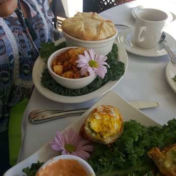 The Veranda Restaurant - Desserts Near Me - Fallbrook, California