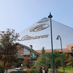 the entrance to the pyramid restaurant