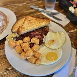 Corned Beef Hash ($16.50)