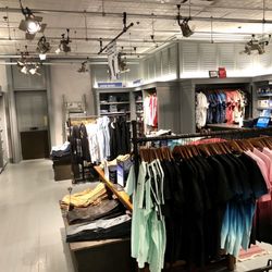 Hollister Store