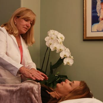 Pacific Pearl La Jolla - Healing Touch: relaxing, nurturing energy therapy; gentle touch assists balancing physical, mental, emotional, spiritual wellbeing - Naturopathic/Holistic Near Me - La Jolla, California Pacific Pearl La Jolla - Healing Touch: relaxing, nurturing energy therapy; gentle touch assists balancing physical, mental, emotional, spiritual wellbeing - Naturopathic/Holistic Near Me - La Jolla, California
