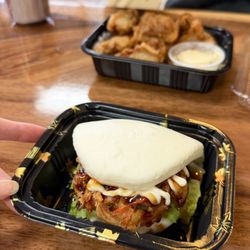 JJ'S Poke - Vege Bun, Chicken Karaage in the back with fresh lemon -- incredible quality and great prices!