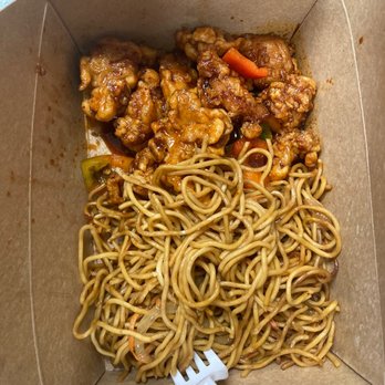 Lucky Dragon - Dragon Fire Chicken with lo mein - Chinese Near Me - Casselberry, Florida Lucky Dragon - Dragon Fire Chicken with lo mein - Chinese Near Me - Casselberry, Florida