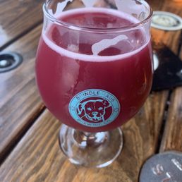 The lady's fruited sour