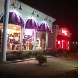 Studio 21 adult toy store in Addison, IL. Super clean. No trolls. Smart staff has heard it all. You could even take your mom.