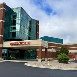 Aurora Medical Center - Emergency entrance