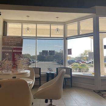 PUR Nail Spa - Interior - Nail Salons Near Me - Indianapolis, Indiana PUR Nail Spa - Interior - Nail Salons Near Me - Indianapolis, Indiana