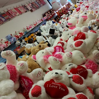 M S Toys - Wide variety of bears and other stuffed animals - Toy Stores Near Me - Los Angeles, California M S Toys - Wide variety of bears and other stuffed animals - Toy Stores Near Me - Los Angeles, California