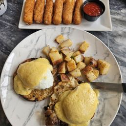 Steak and Eggs Benedict