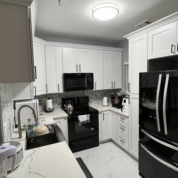 i Remodel & Design - Stone, Cabinet, and Handles - General Contractors Near Me - Ashburn , Virginia
