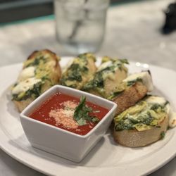 Pizzeria Bocce - Artichoke bread