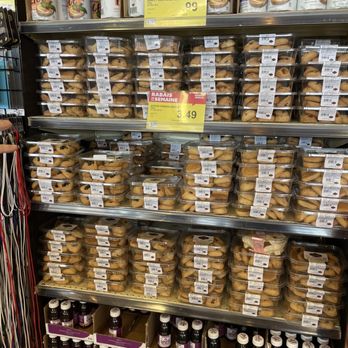 Iga Marche Ornawka - a display of donuts - Grocery Near Me - Montreal, Quebec Iga Marche Ornawka - a display of donuts - Grocery Near Me - Montreal, Quebec
