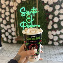 Con Azúcar Cafe - S'mores latte