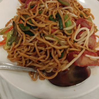 Great Eastern Restaurant - Bbq chow mein - Dim Sum Near Me - San Francisco, California Great Eastern Restaurant - Bbq chow mein - Dim Sum Near Me - San Francisco, California