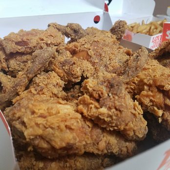 Popeyes Louisiana Kitchen - Fast Food Near Me - Brooklyn, New York