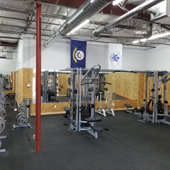 FeV - Iron Vault Gym - Extra heavy stacks! - Gyms Near Me - Austin, Texas FeV - Iron Vault Gym - Extra heavy stacks! - Gyms Near Me - Austin, Texas