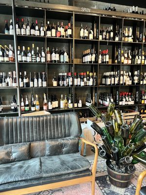 VinoTeca by null