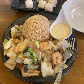 Yaraku Ramen - Chicken and Shrimp Rice Bowl - Ramen Near Me - Edison, New Jersey
