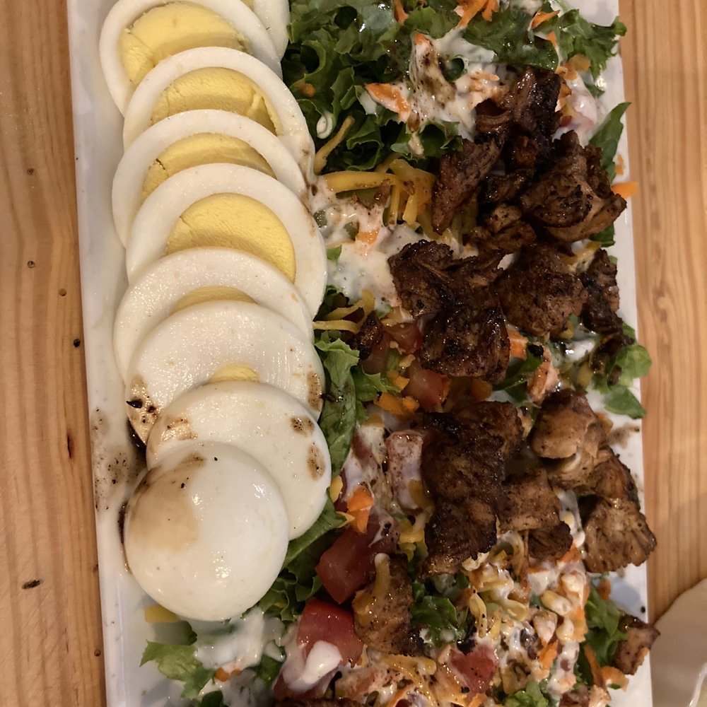 Feed Bin Cafe - Ranch salad with grilled chicken - Seafood Near Me - Murfreesboro, Arkansas