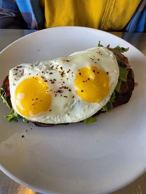 Fred's by null