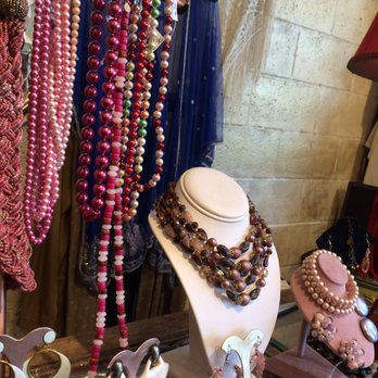 Green Goddess Boutique - Used, Vintage & Consignment Near Me - Camarillo, California Green Goddess Boutique - Used, Vintage & Consignment Near Me - Camarillo, California
