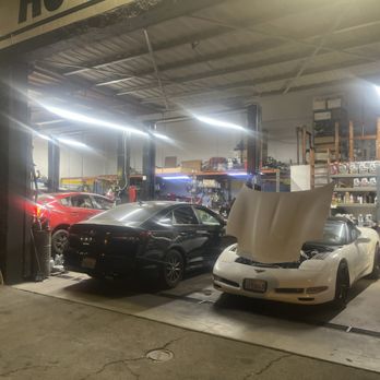 North Hollywood Auto Tech - Auto Repair Near Me - North Hollywood, California North Hollywood Auto Tech - Auto Repair Near Me - North Hollywood, California