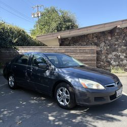 Daily Driven Auto Sales - Clean title, one owner Honda Accord