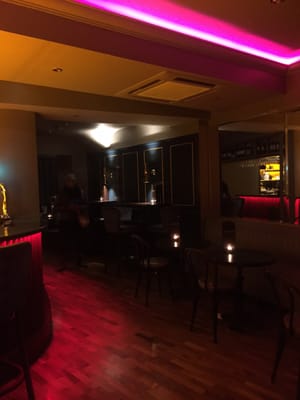 Zuni Restaurant by null