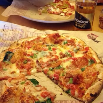 MOD Pizza - Mod pizza with pepperoni, green pepper, diced tomato and Parmesan cheese - Pizza Near Me - Livonia, Michigan MOD Pizza - Mod pizza with pepperoni, green pepper, diced tomato and Parmesan cheese - Pizza Near Me - Livonia, Michigan