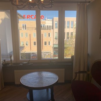 Hotel Hamburg Altona - Private seating area for villa guests - Hotels Near Me - Hamburg, HH