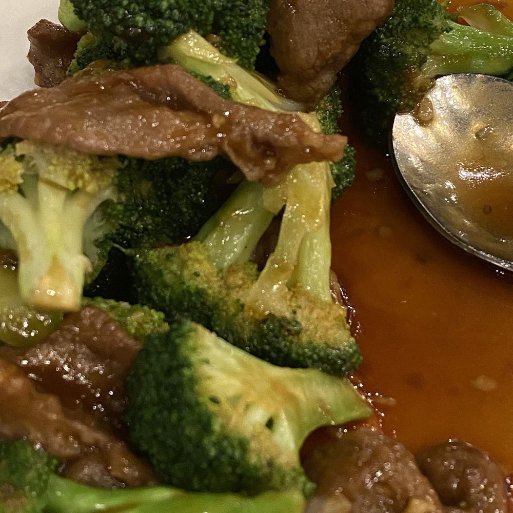 Beijing House Buffet - Beef and broccoli - Buffets Near Me - Edmonton, Alberta