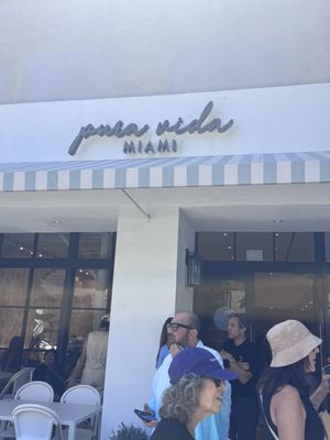 Pura Vida Miami by null