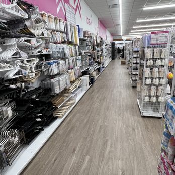Daiso - Department Stores Near Me - Foster City, California