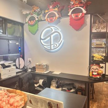 Top Pot - Hot Pot Near Me - Braintree, Massachusetts