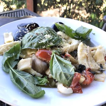 Sirromet Wines - Seafood Pasta. Saved by tonnes of Garlic and Butter but quite bland. - French Near Me - Mount Cotton, QLD