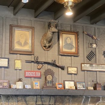 Cracker Barrel Old Country Store - Decoration - American Near Me - Buckeye, Arizona