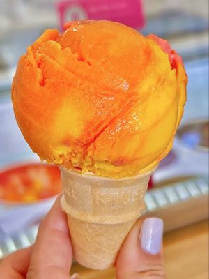 Husky Deli & Catering & Ice Cream by null
