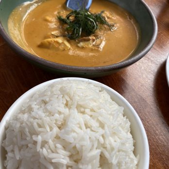 Fish Cheeks - Spicy and tasty coconut curry crab - Seafood Near Me - New York, New York Fish Cheeks - Spicy and tasty coconut curry crab - Seafood Near Me - New York, New York