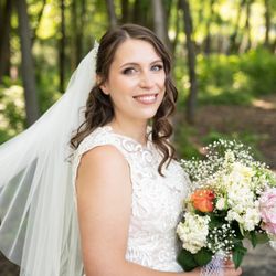 Mirror Mirror Salon & Bridal