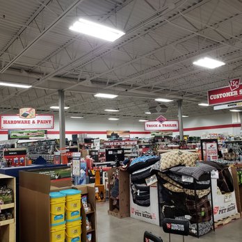 Tractor Supply - Department Stores Near Me - Geneva, New York