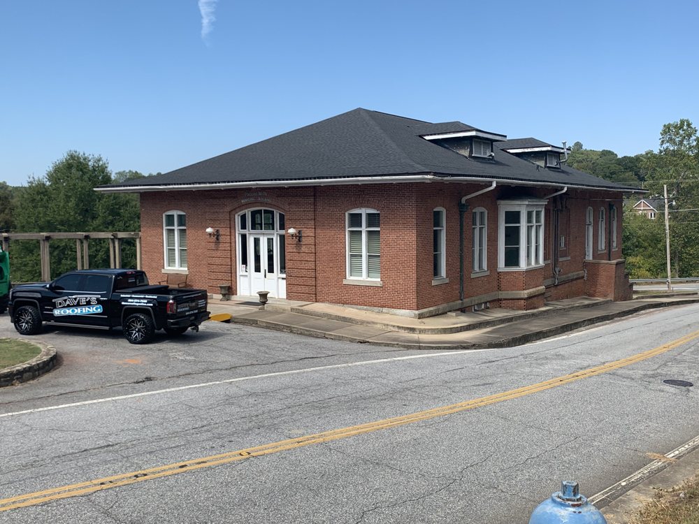 Slide of Daves Roofing