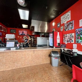 Joe's Old School Pizza - the interior of the restaurant - Pizza Near Me - Pembroke Pines, Florida Joe's Old School Pizza - the interior of the restaurant - Pizza Near Me - Pembroke Pines, Florida