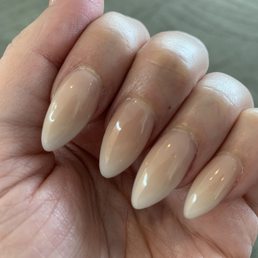 Almond shaped ombré